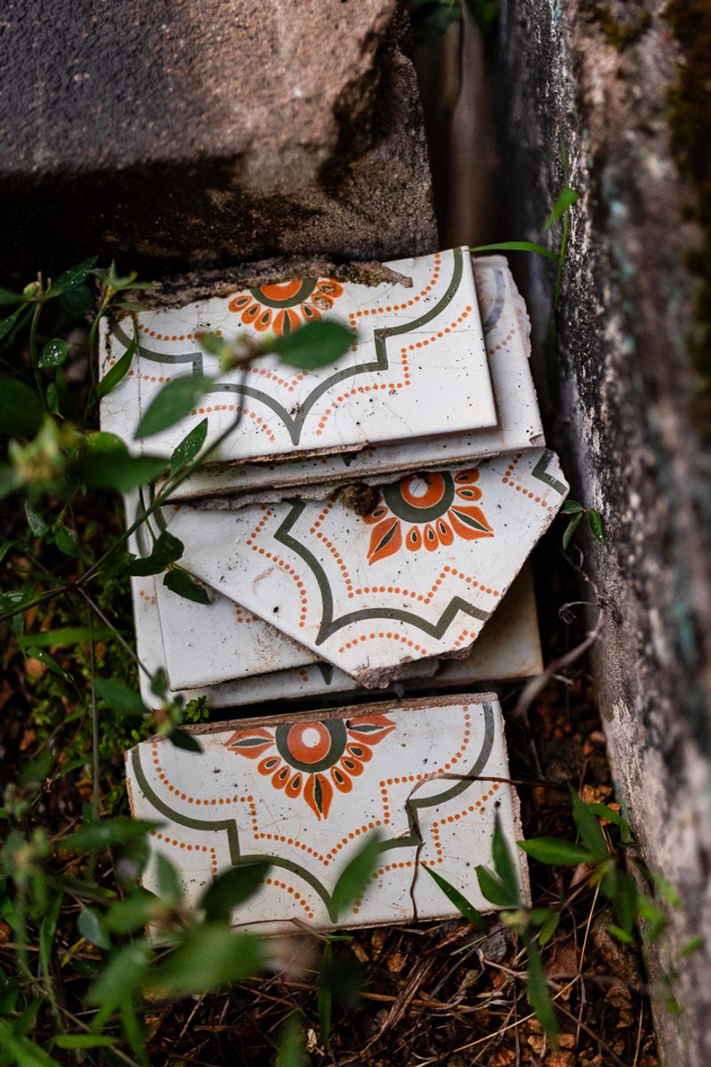 © Gerardo González - Image from the Homes in Limbo: Echoes of an Exit photography project