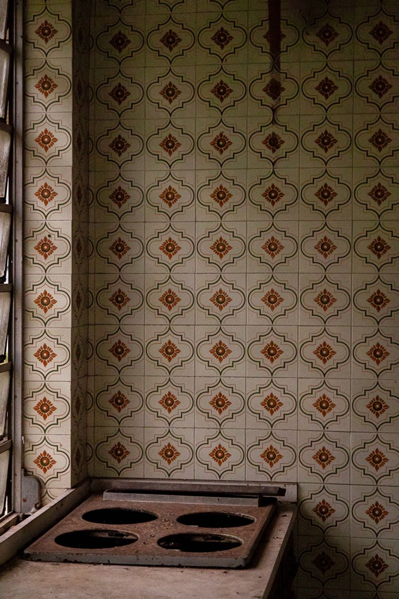 © Gerardo González - Image from the Homes in Limbo: Echoes of an Exit photography project