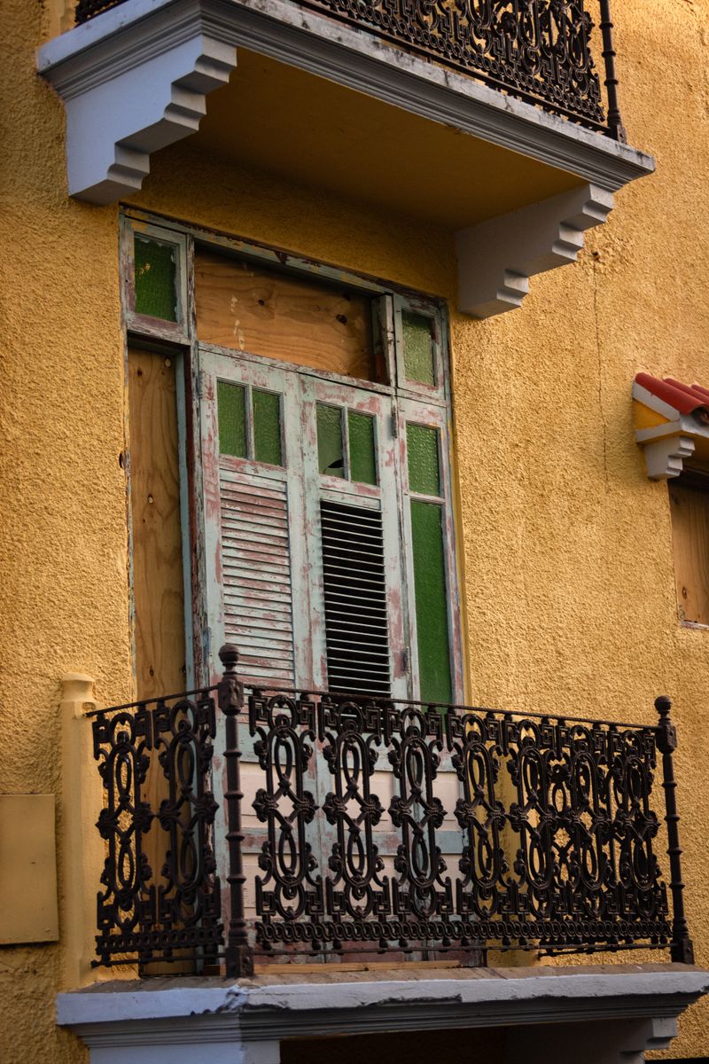 © Gerardo González - Image from the Homes in Limbo: Echoes of an Exit photography project