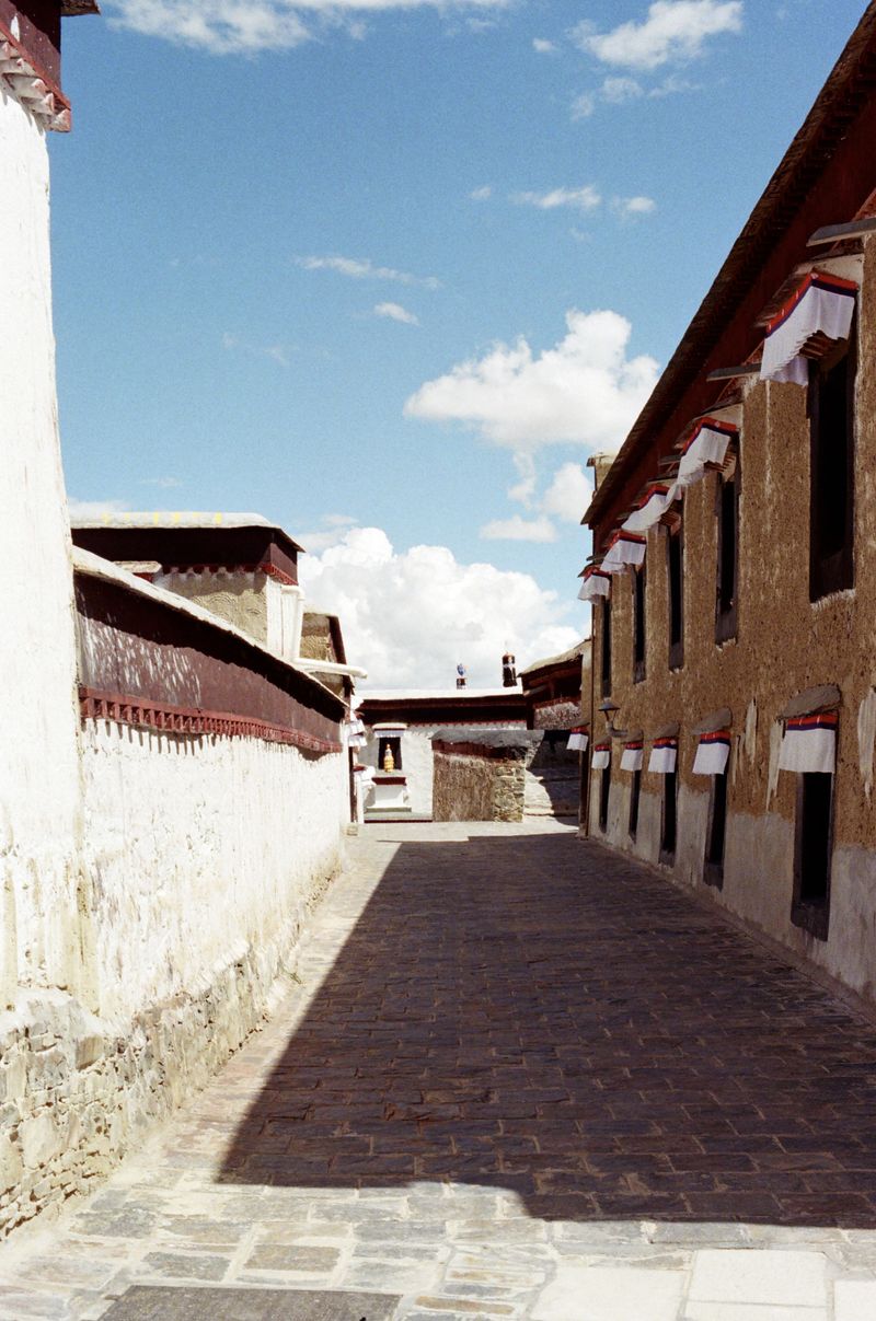 © zimo yang - Image from the Of Tibet photography project