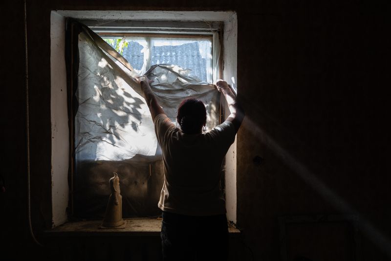 © Катя Москалюк - Image from the The Sense of Touch photography project