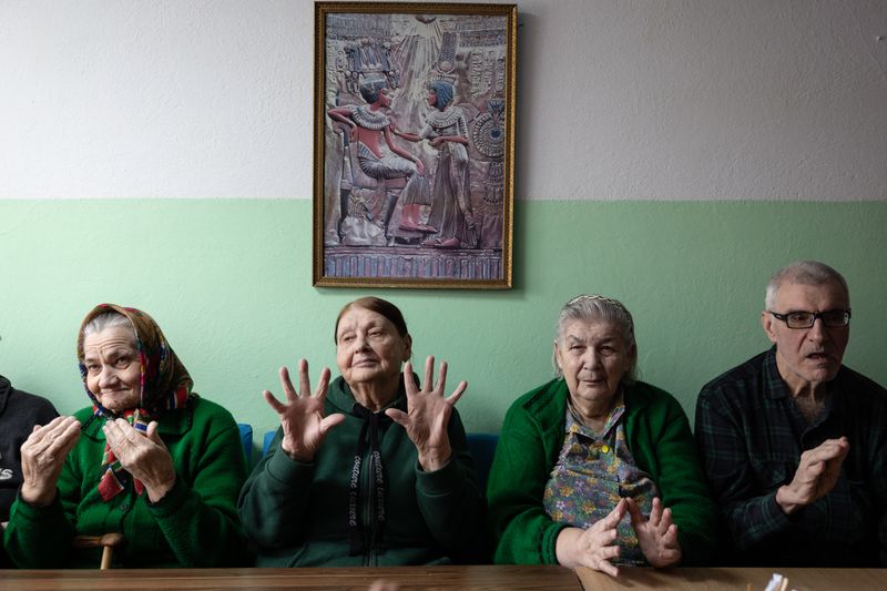 © Катя Москалюк - Image from the The Sense of Touch photography project