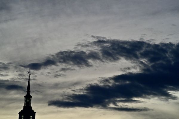 © Miguel M. Barbera - Approaching Storm over the Spire