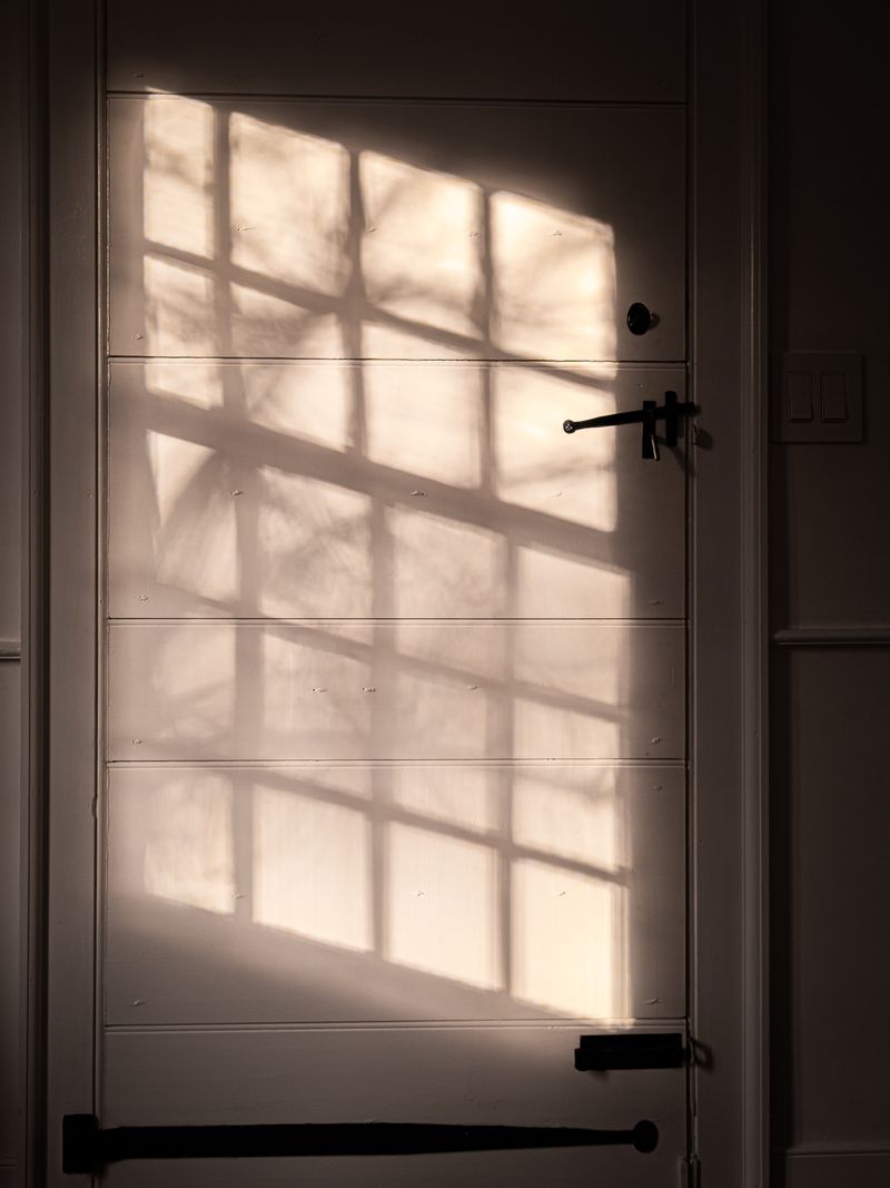 © Bridget Jourgensen - Image from the Homeshadows photography project