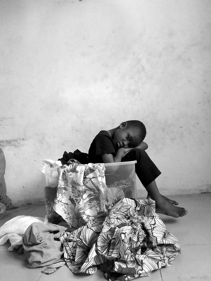 © dolaowara - Image from the Laundry, Labour & Play photography project