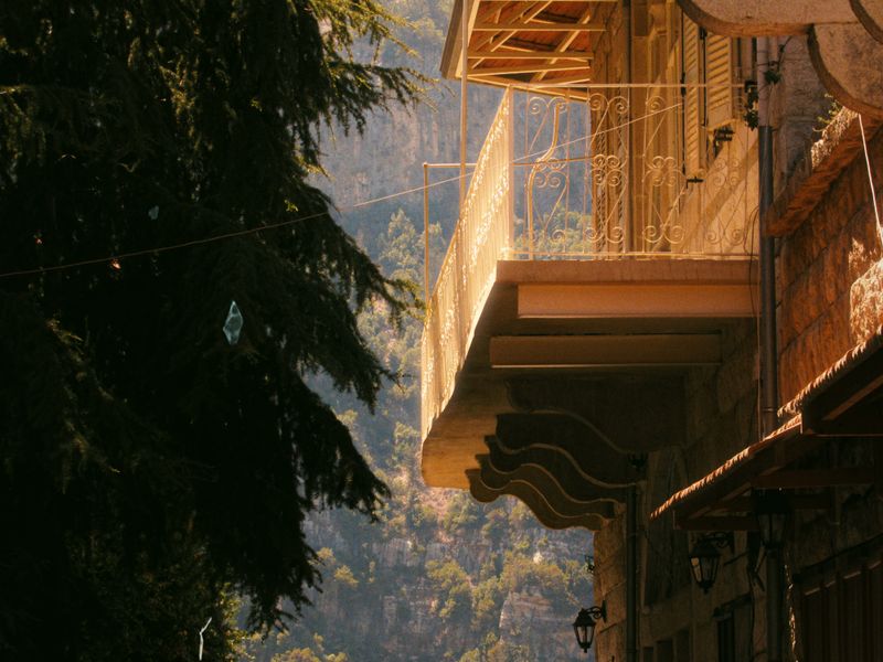 © Serena Baaklini - Image from the Nostalgia in the Middle East photography project