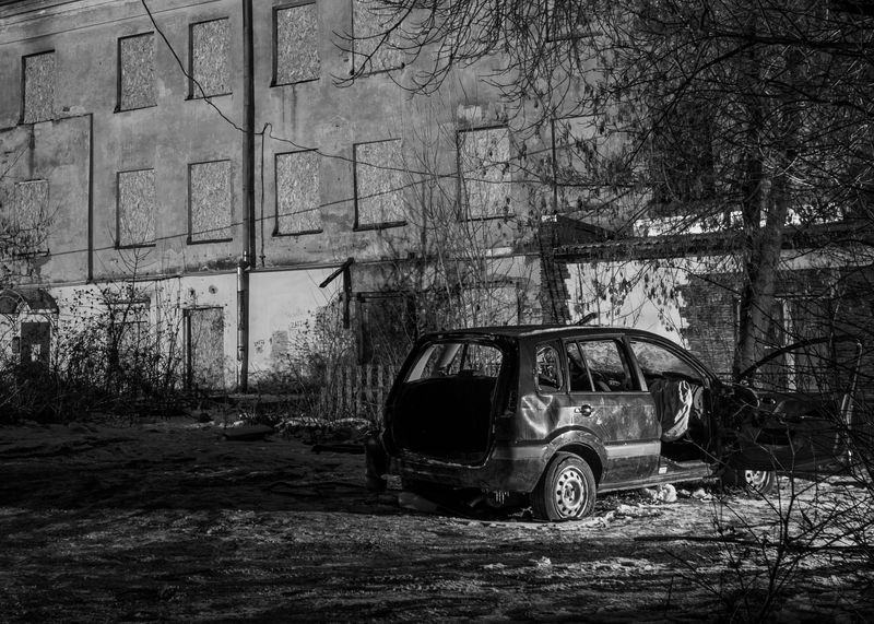 © Iris Maynard - Image from the Lost Metal Souls photography project