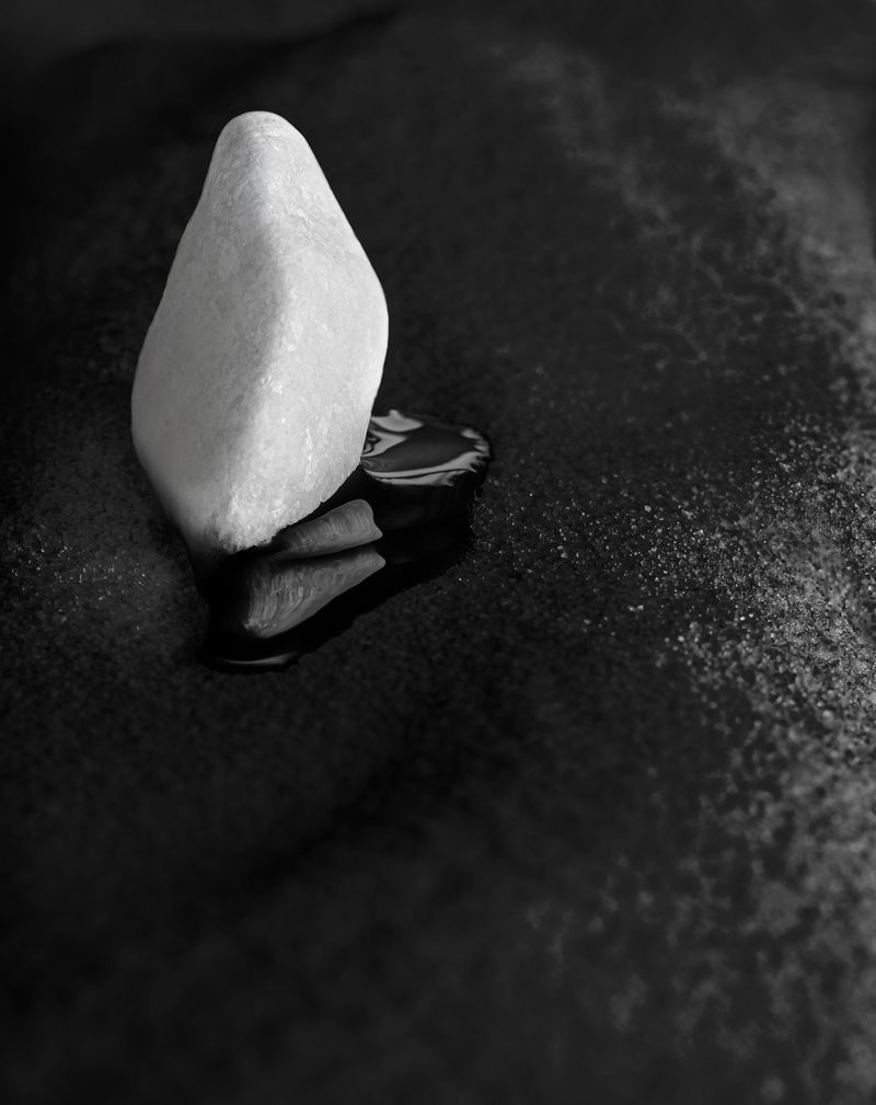 © Eduardo Costa Pinto - Hidden Obvious #123