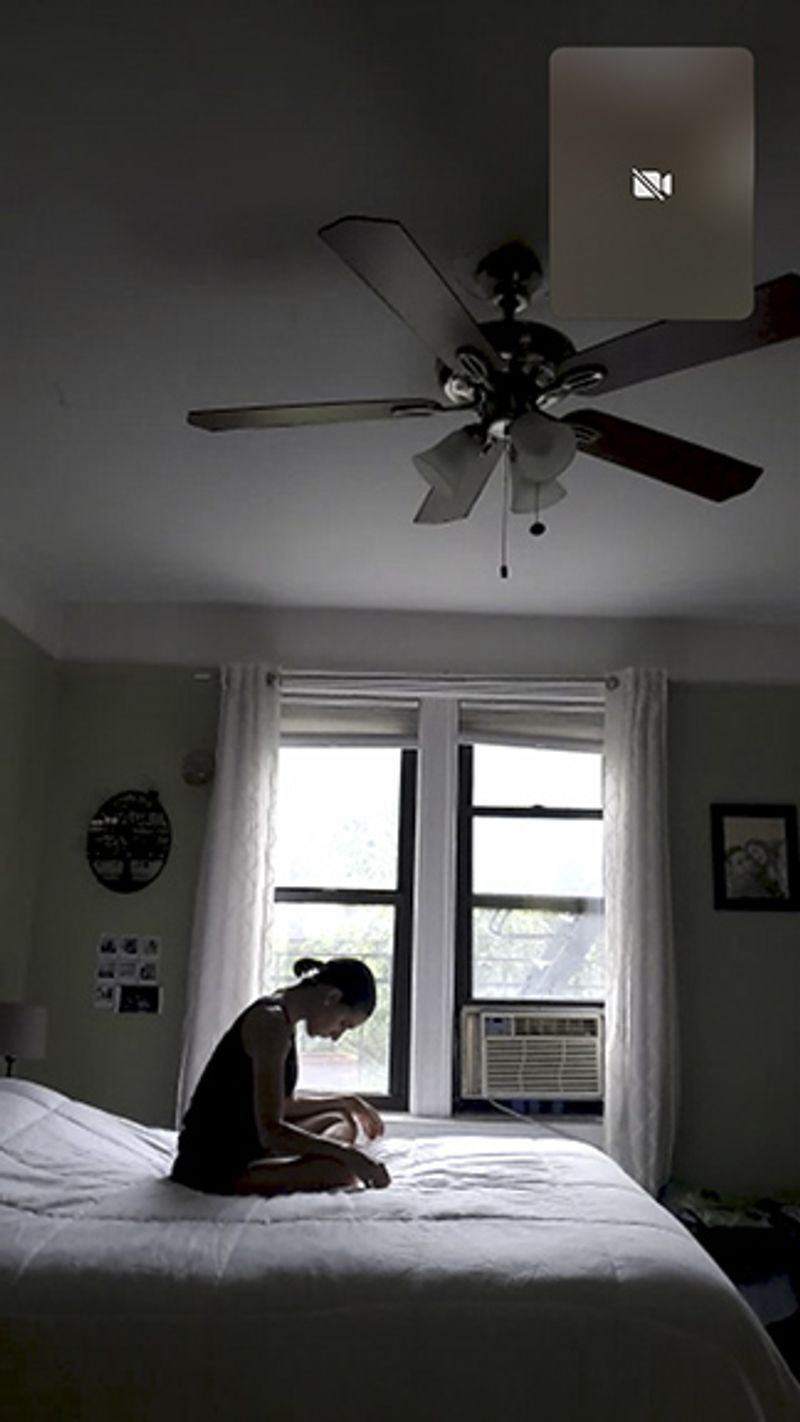 © Jacqueline Carini - Image from the EMOTIONS IN TRANSIT photography project
