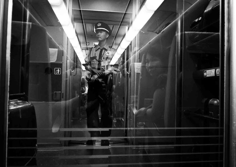 © Alan Ibasco - Image from the Sulyap - Japan: Between Stops photography project