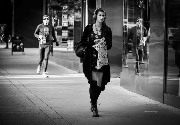 © Alan Ibasco - Image from the Sulyap - YVR: Between the City and Street photography project