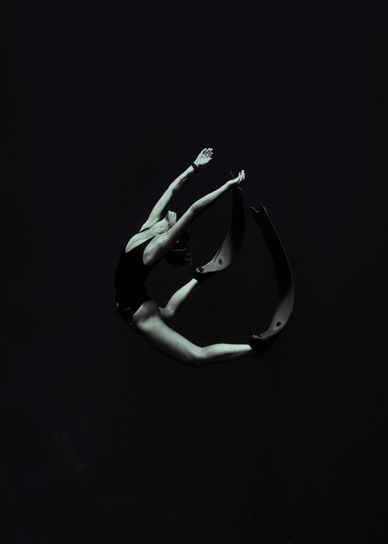 © Maddison Woollard - Release | The moment after the moment
