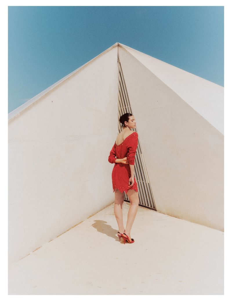 © Michelle Sharon - Image from the The eye alters all photography project