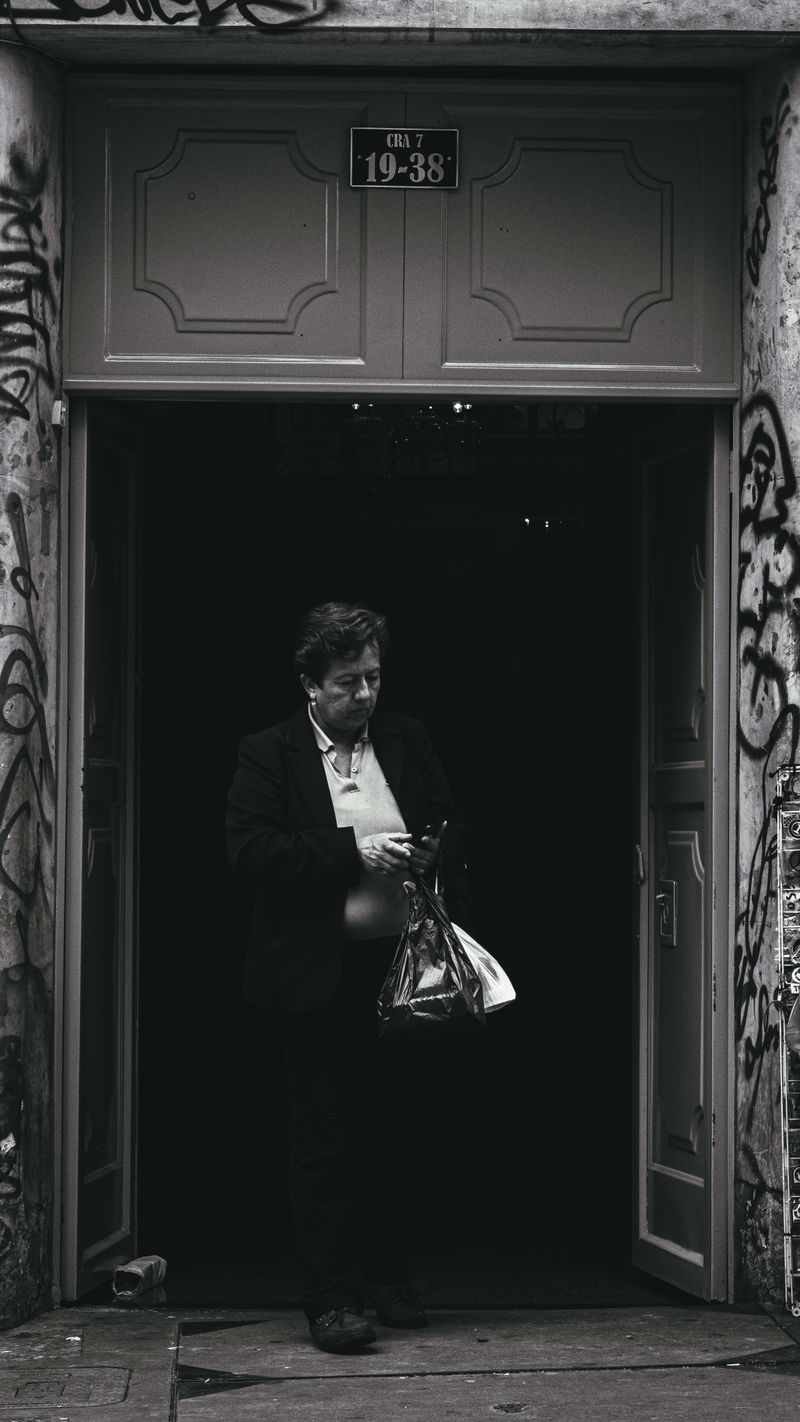© juanserna.ph - Image from the LA CIUDAD DESPIADADA photography project