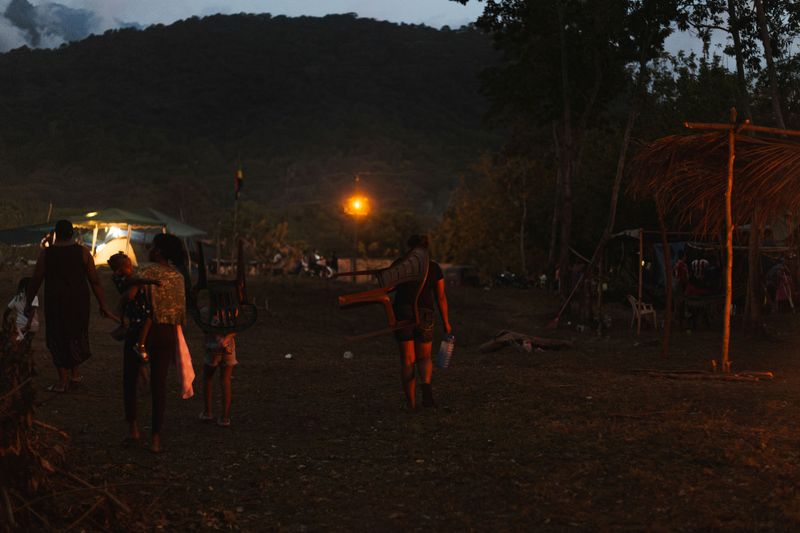© Salvatore Caruso - Some participants leave the camp: not everyone will spend the nights there.