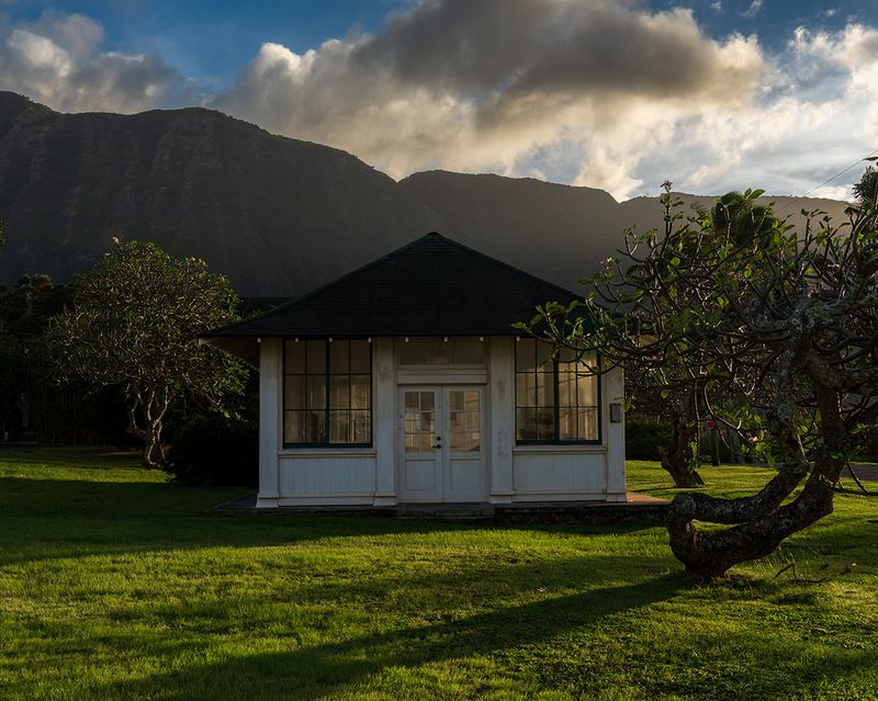 © Shannon Benine - Image from the If you can read the ocean you will never be lost photography project