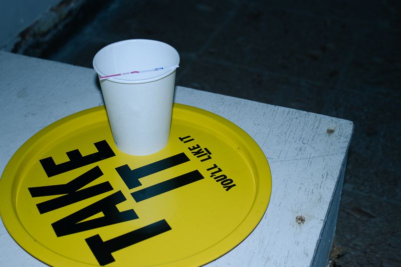 © lou muñoz - Cup on Plate, 2025, Inkjet Print.