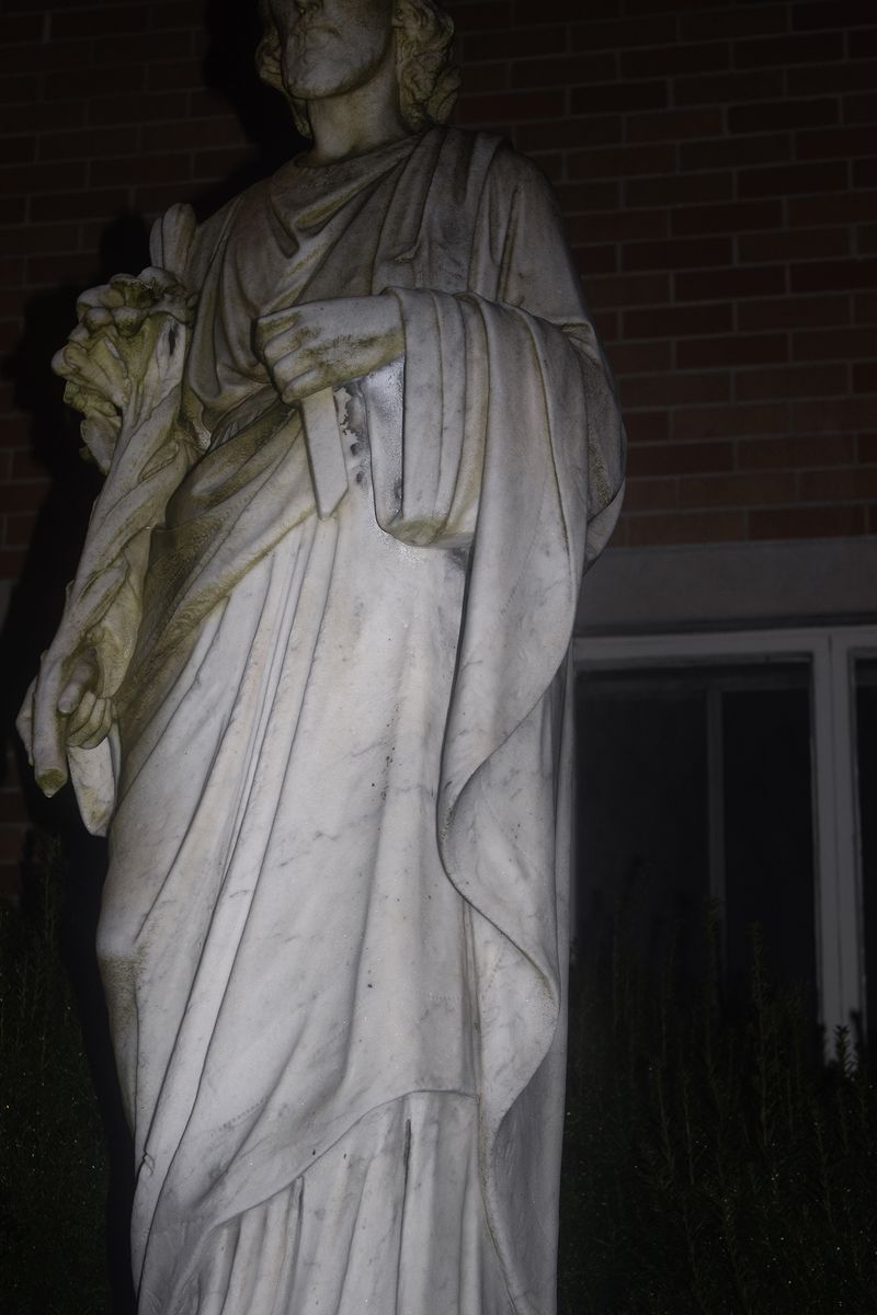 © lou muñoz - Image from the Yo Quería Ir Contigo (“I Wanted to Go with You”) photography project