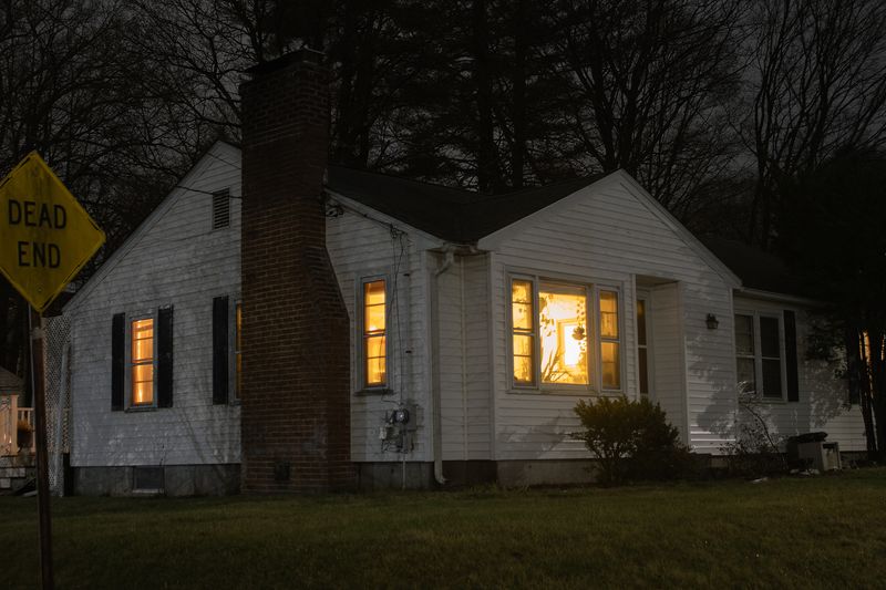 © lou muñoz - Image from the Yo Quería Ir Contigo (“I Wanted to Go with You”) photography project