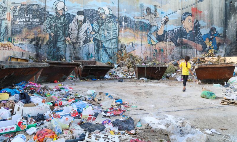 © Ursula Mindermann - Image from the The Wall - More than 650 miles violation of international laws photography project