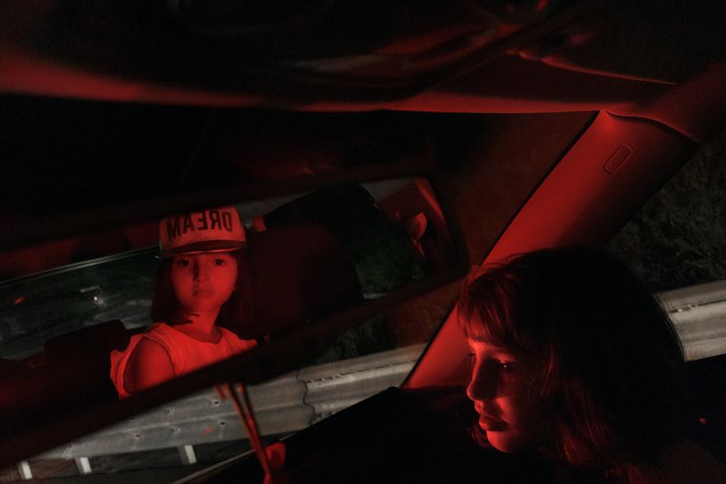 © Pierluigi Ciambra - Image from the Lullaby and last goodbye photography project