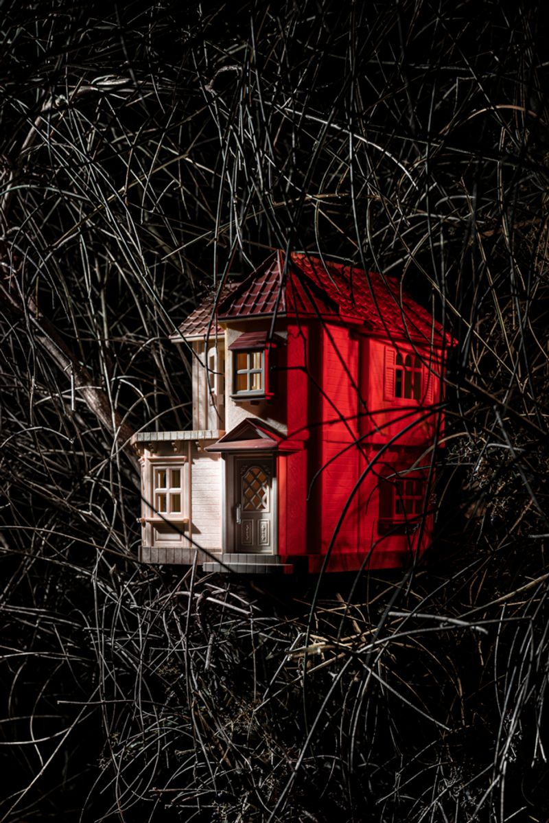 © Pierluigi Ciambra - Image from the Lullaby and last goodbye photography project