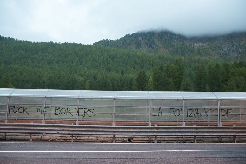 © Rose Lecat - Image from the On the border of the mountains photography project