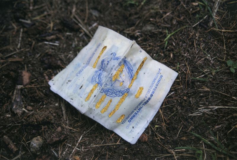 © Rose Lecat - Image from the On the border of the mountains photography project