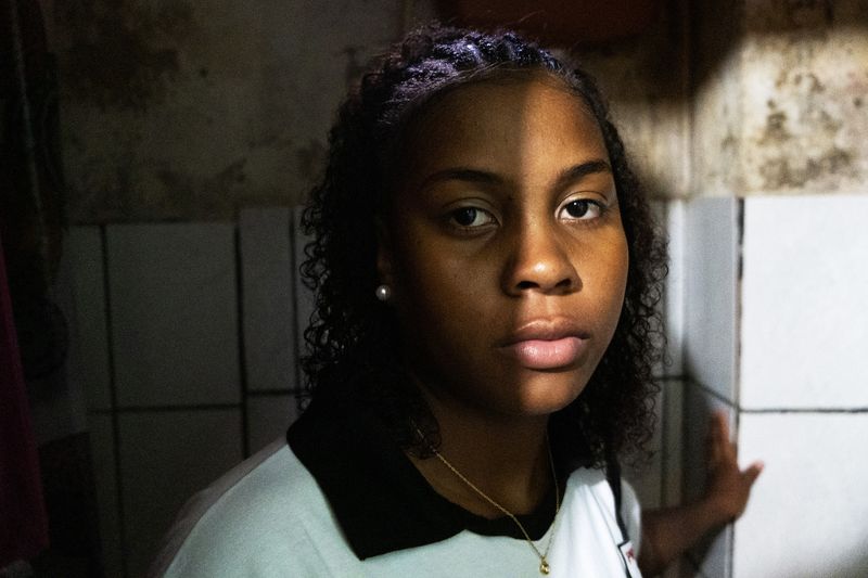 © Sabine van Wechem - Thay at her bathroom.