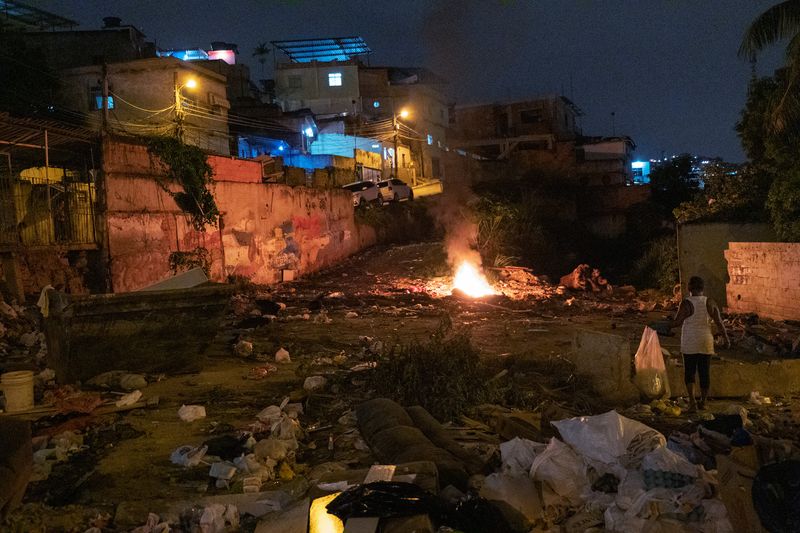 © Sabine van Wechem - At night in favela Vila Cruzeiro.