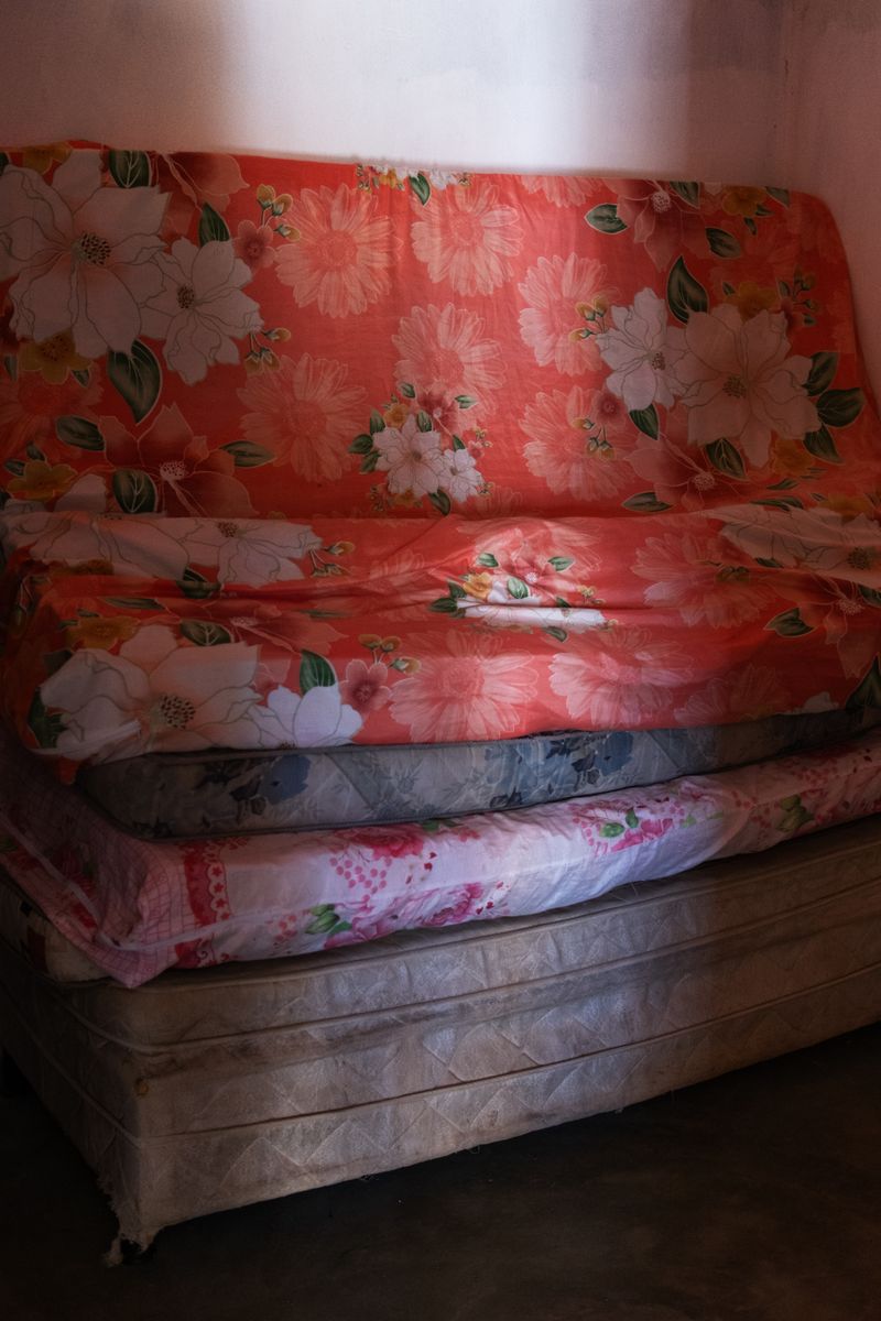 © Sabine van Wechem - Mattresses in the room.