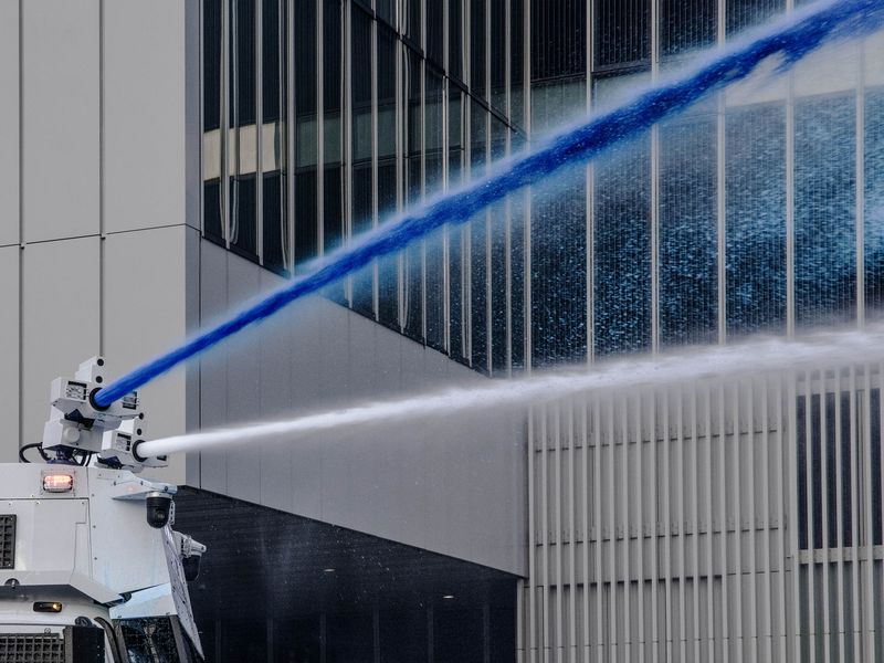© Thaddé Comar - The Water Dance 1 (Popular nickname for water cannon. )
