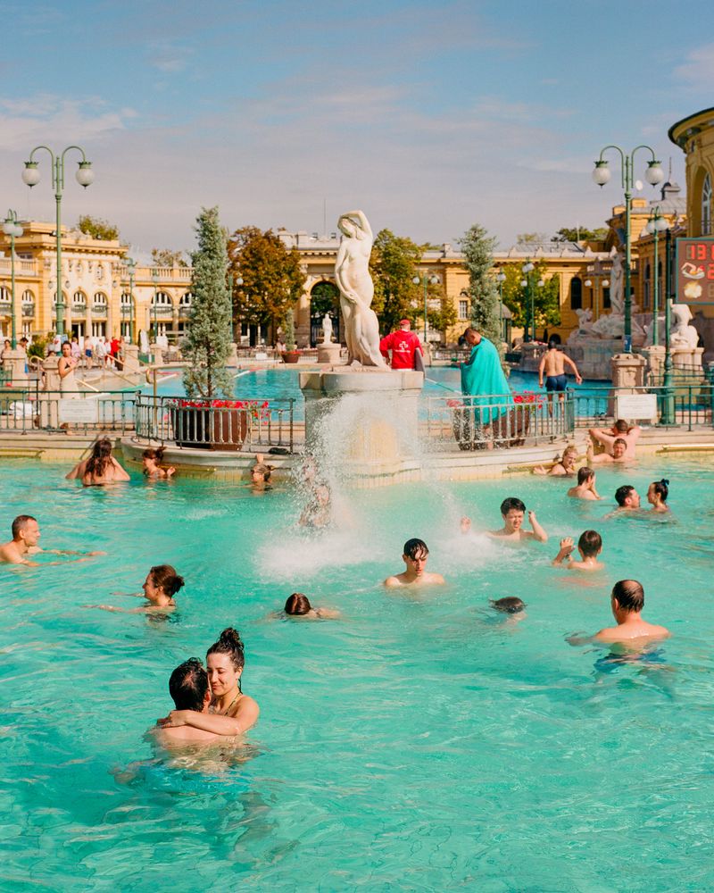 © Rosie Lang - 08. Budapest