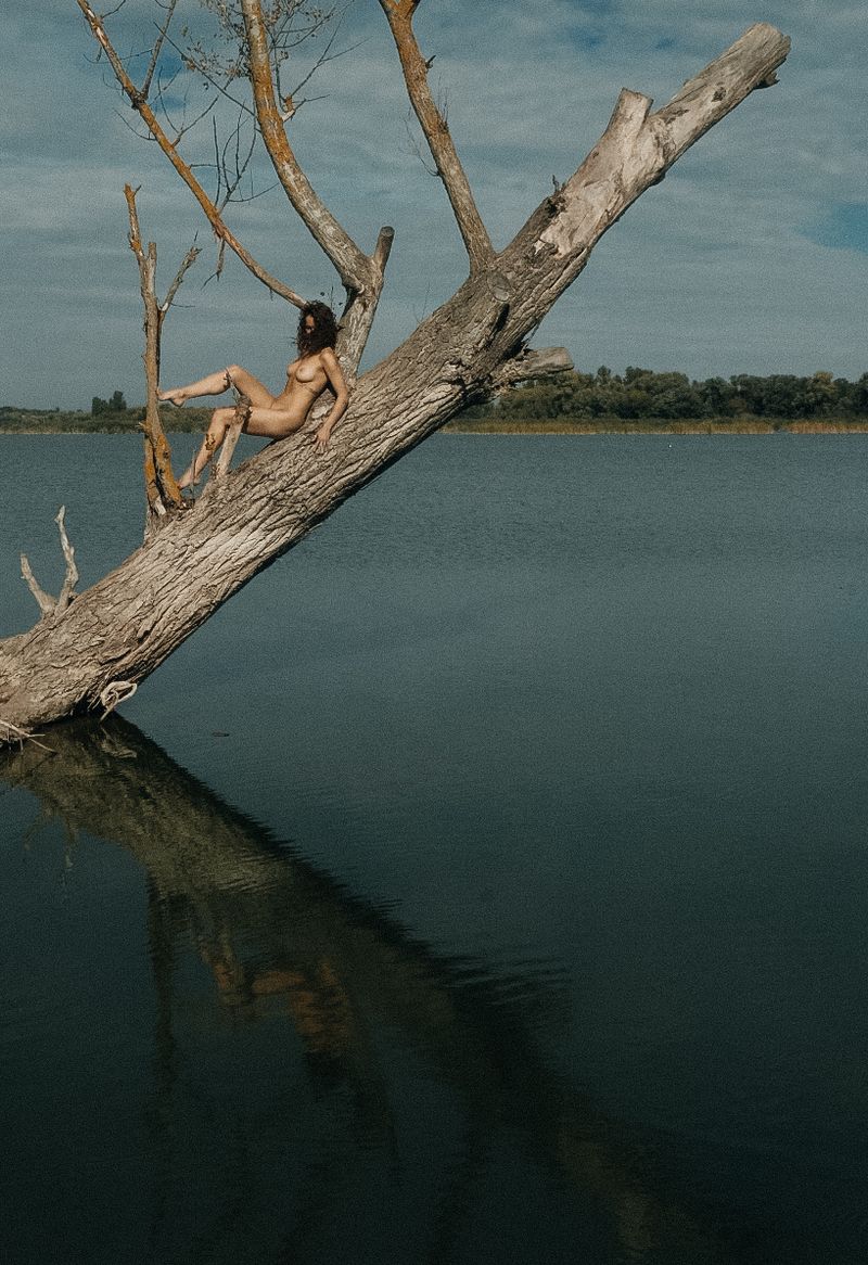 © Lada Atamanchuk-Anhel - Image from the Silent fragments photography project