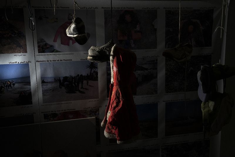 © Francesco Bellina - Image from the EX VOTO IN ZARZIS photography project