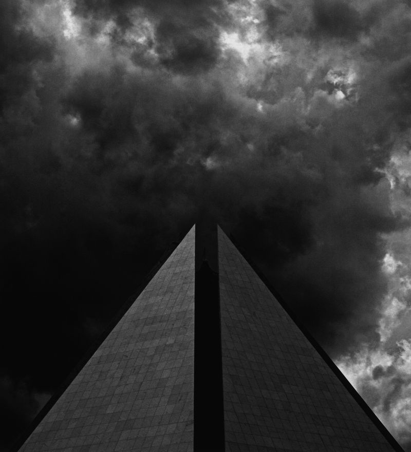 © Victor de Castro - Image from the Moon in Gemini photography project