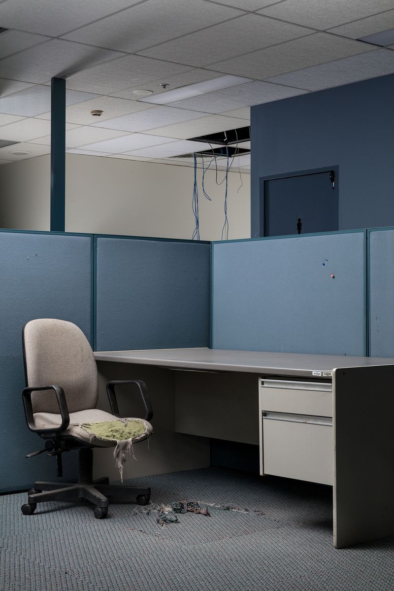 © Andrew Curtis - Image from the Office Works photography project