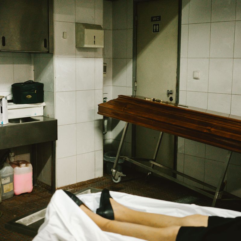 © Bárbara Monteiro - Garage of the funeral home.