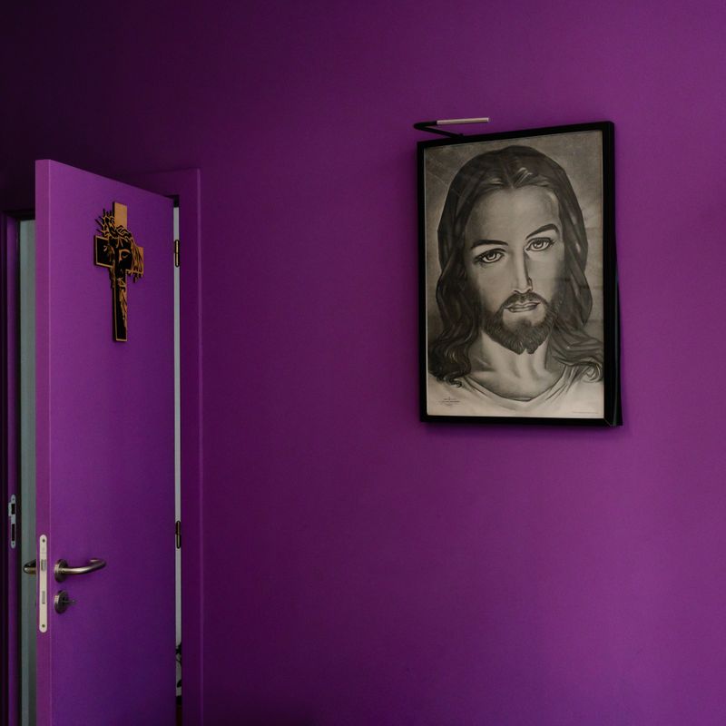 © Bárbara Monteiro - Funeral home wall