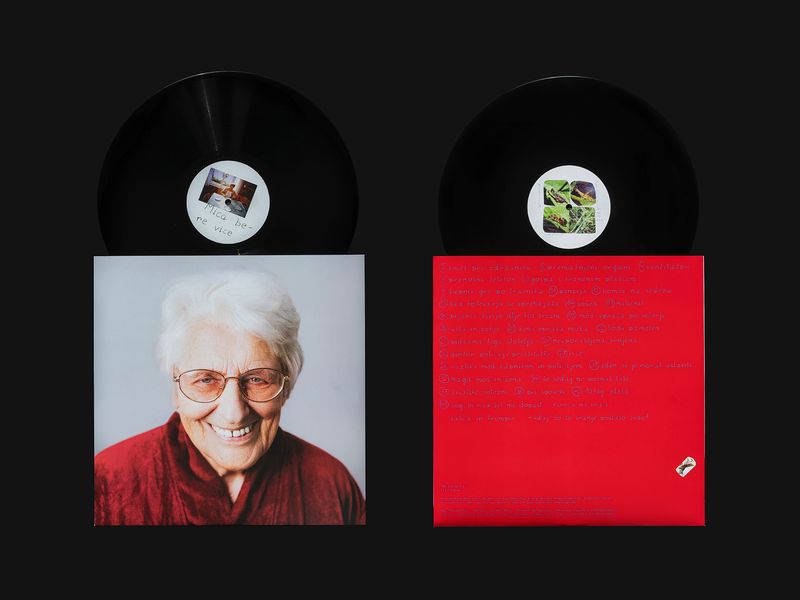 © Lucija Rosc - The accompanying reproduction of the booklet serves as lyrics and a companion to the audio recordings.