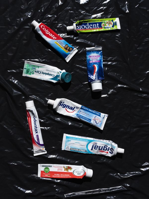 © Lucija Rosc - All Toothpastes (2022)