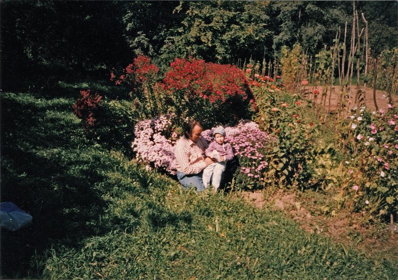 © Lucija Rosc - Me and my grandpa at my grandparents garden (cca 2000)
