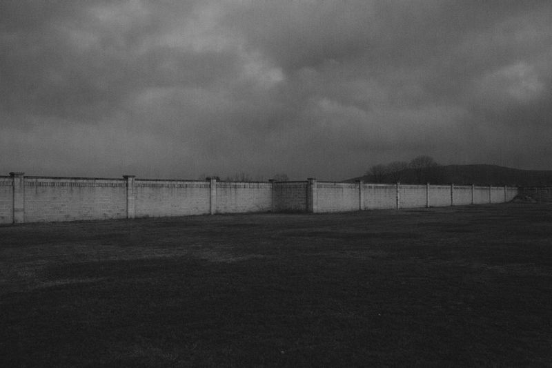 © Matteo Trevisan - Image from the Over the riverbank photography project