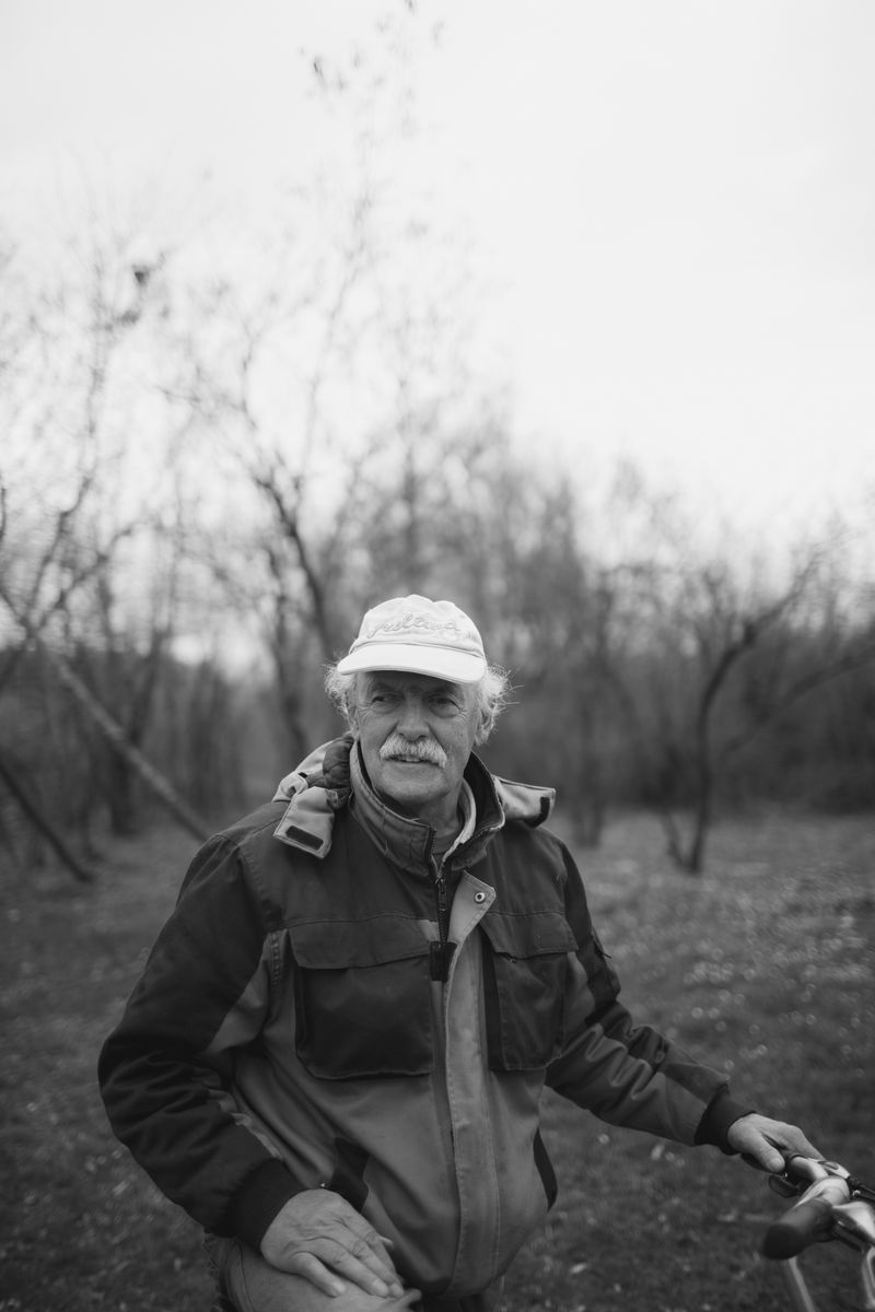 © Matteo Trevisan - Image from the Over the riverbank photography project