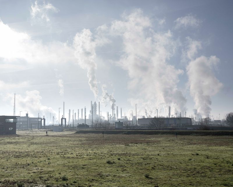 © Max Perez - Image from the The Erosion Of Bond photography project