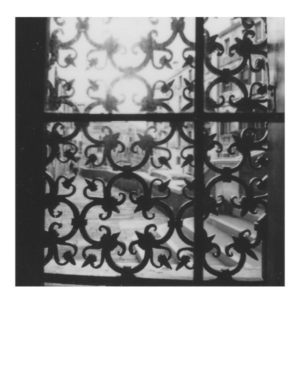 © Irina Kholodna - Image from the Venice, November photography project