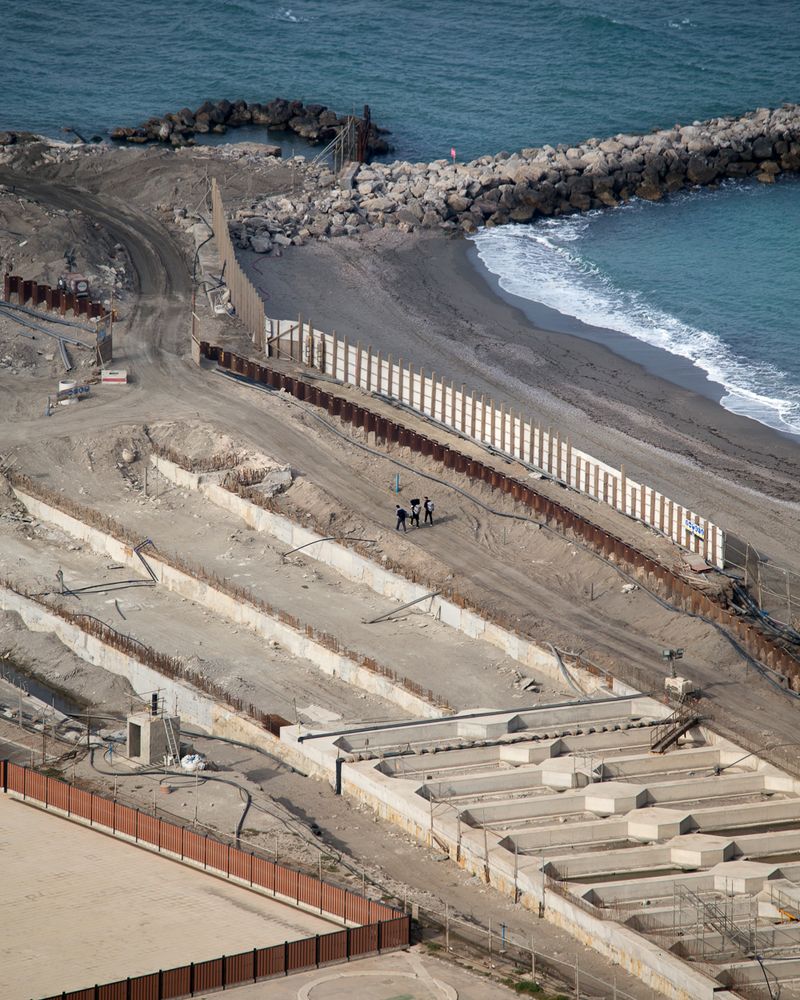 © Luke Withers - Image from the Territorial Volumes  photography project