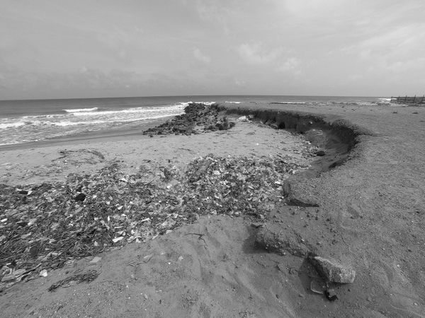 © Ofoe Amegavie - Landscape photo of shoreline, Ada Foah 2020