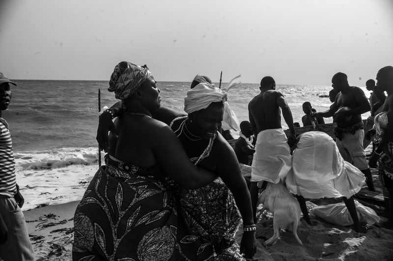 © Ofoe Amegavie - Between Sand and Water, 2021