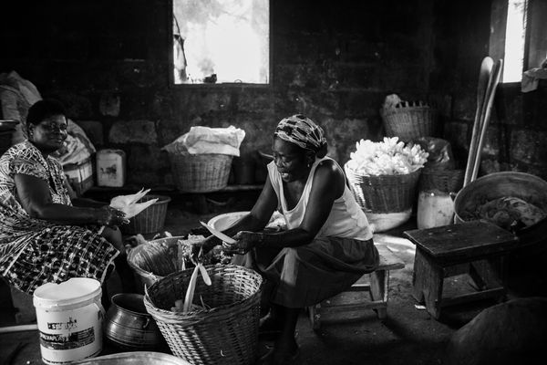 © Ofoe Amegavie - Image from the Between Sand And Water photography project